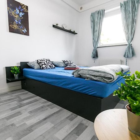 Mariposa Apartments บูดาเปสต์ ภายนอก รูปภาพ