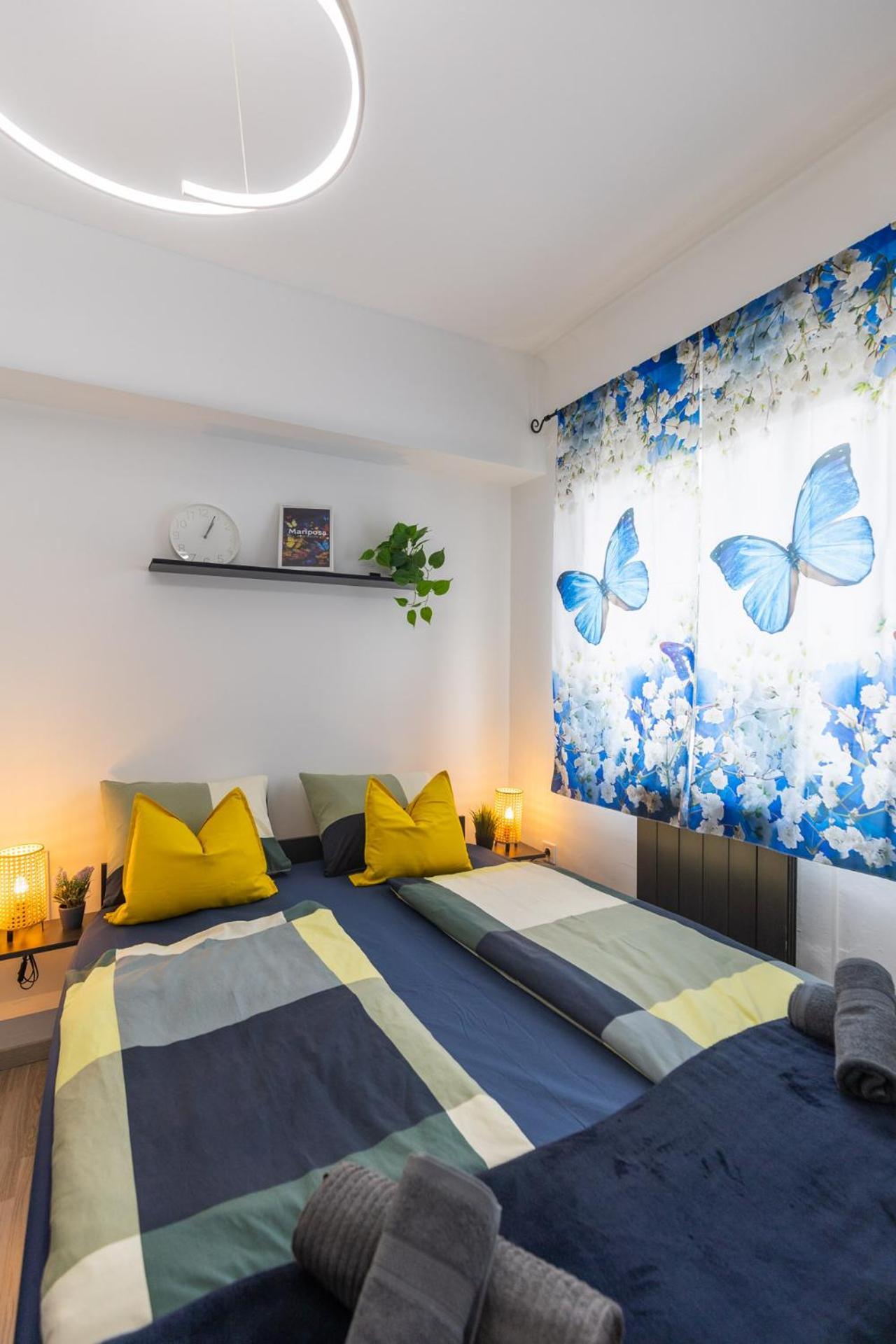 Mariposa Apartments บูดาเปสต์ ภายนอก รูปภาพ